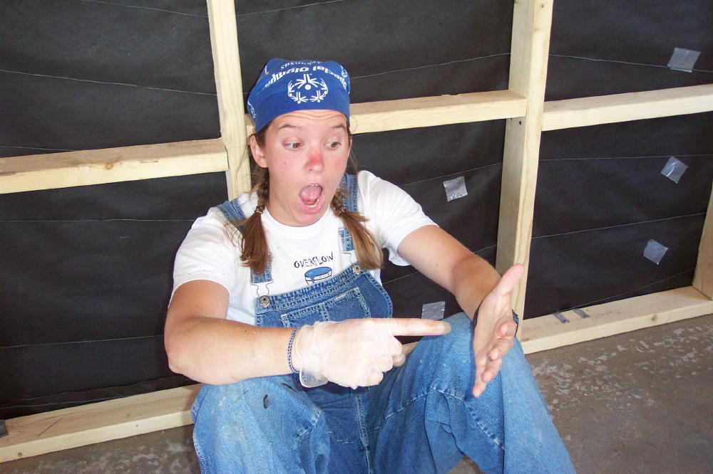 Image 139 of 165
sam gesturing inexplicably